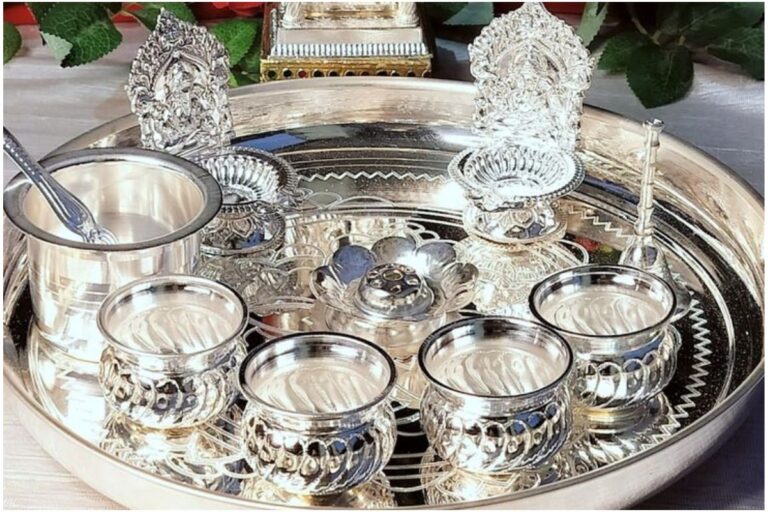 Unique & Budget-Friendly Silver Items For Dhanteras: इस धनतेरस पर जब गोल्ड छू रहा है आसमान,तो क्यों न खरीदें चांदी के ये यूनिक और बजट-फ्रेंडली चीजें