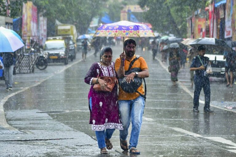 Aaj ka Mausam : 6 से 8 अक्टूबर तक होगी आफत की बारिश, आया IMD का अलर्ट