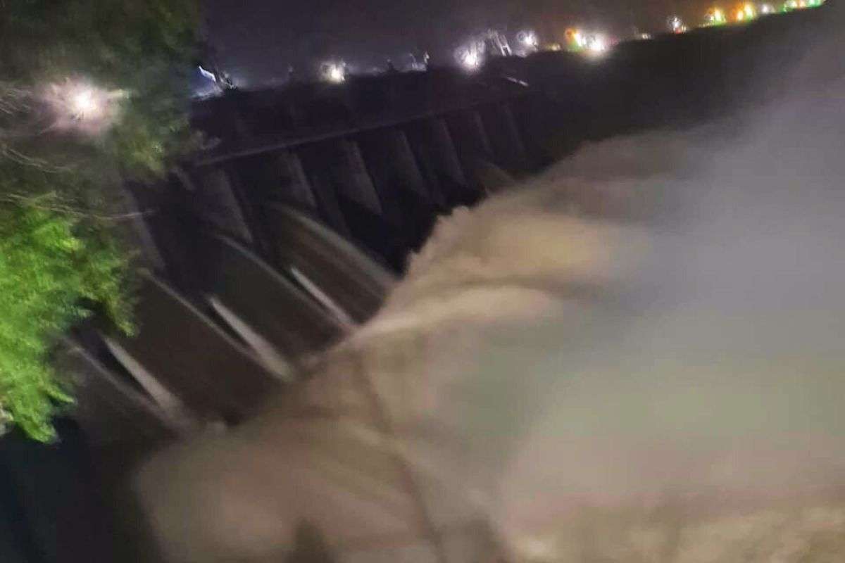 Weather Jharkhand Maithan Dam Gates Opened
