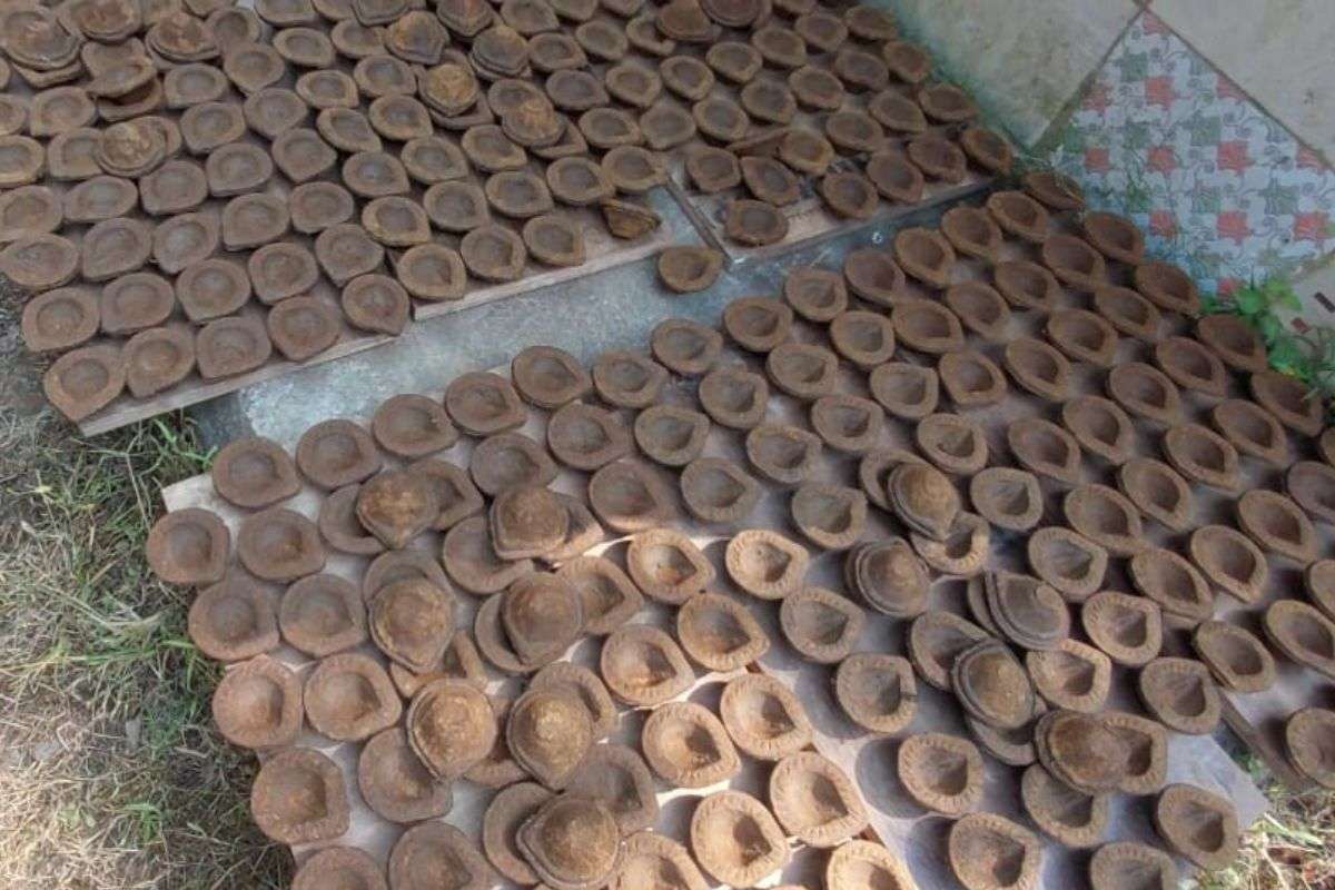 Cow-Dung-Diyas