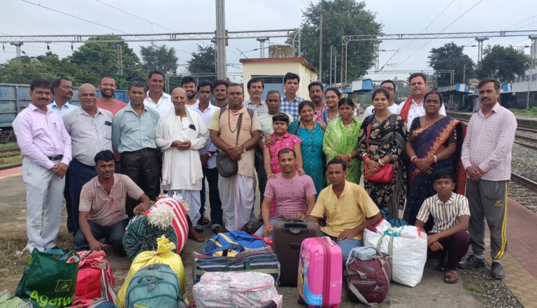 दुर्गा पूजन कराने आये सभी ब्राह्मणों को दी गयी विदाई