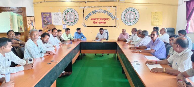 एक सप्ताह में शत प्रतिशत ई-केवाईसी करें डीलर: एमओ