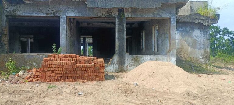 बंद पड़े विद्यालय भवन में इंटर कॉलेज चलाने की थी योजना