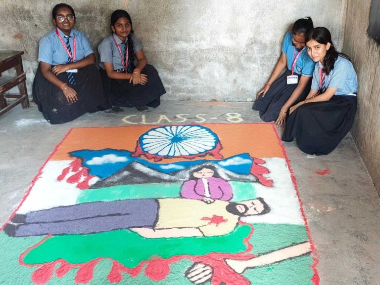 सीनियर वर्ग में संजना ग्रुप तो जूनियर में दिव्या ग्रुप ने पाया प्रथम स्थान