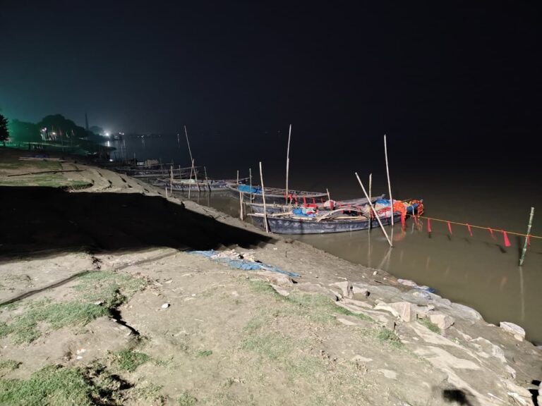 जिले के 68 छठ घाटों को जिला प्रशासन ने किया खतरनाक घोषित