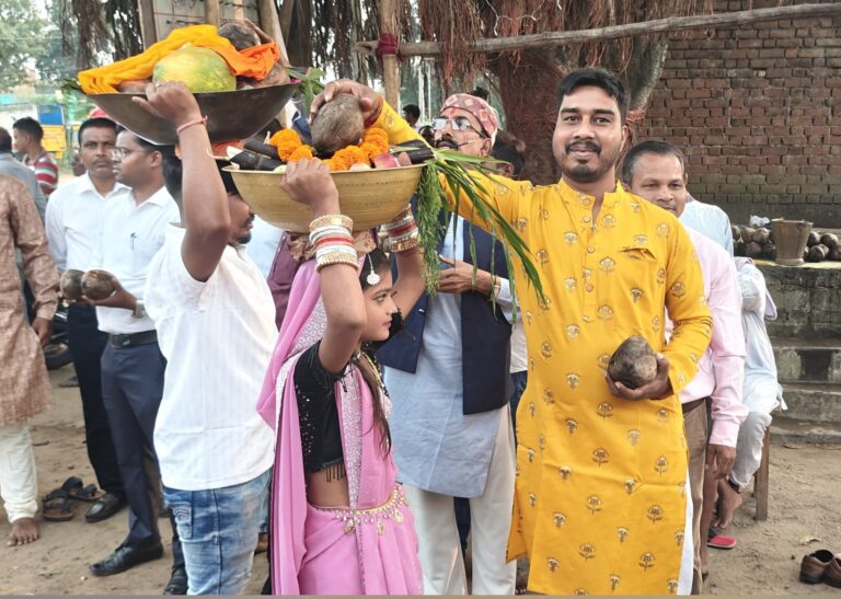 Bokaro News : संस्थाओं और संगठनों ने की छठव्रतियों की सेवा