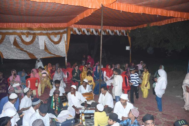 महमूदगंज में अकीदत के साथ मना शहीद बाबा का उर्स