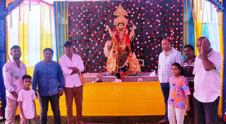 नम आंखों से दलहट्टा छठ मैया प्रतिमा को श्रद्धालुओं ने दी विदाई