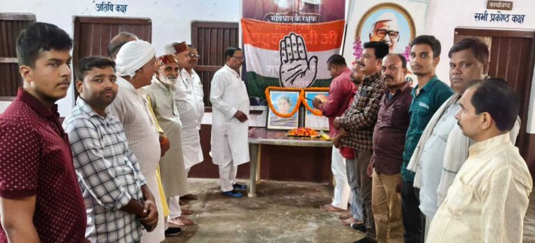 इंदिरा गांधी व लौह पुरुष के बताये रास्तों पर चलाने का संकल्प