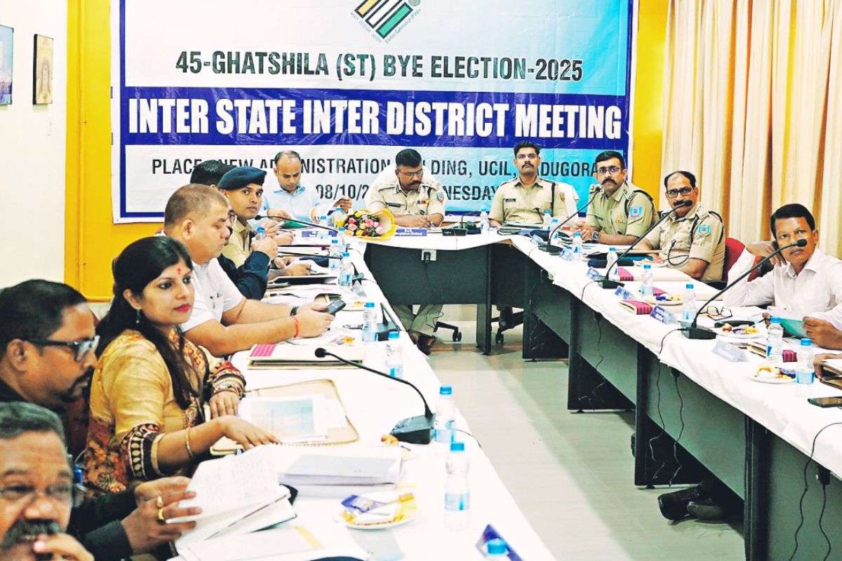 ghatshila-by-election-2025-interstate-and-inter-district-meeting-for-peaceful-poll