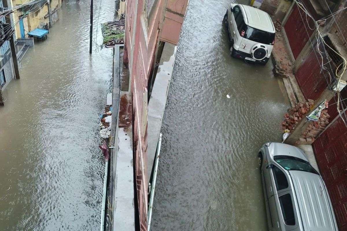saran rain news| Torrential rain wreaks havoc in Chhapra, all schools closed