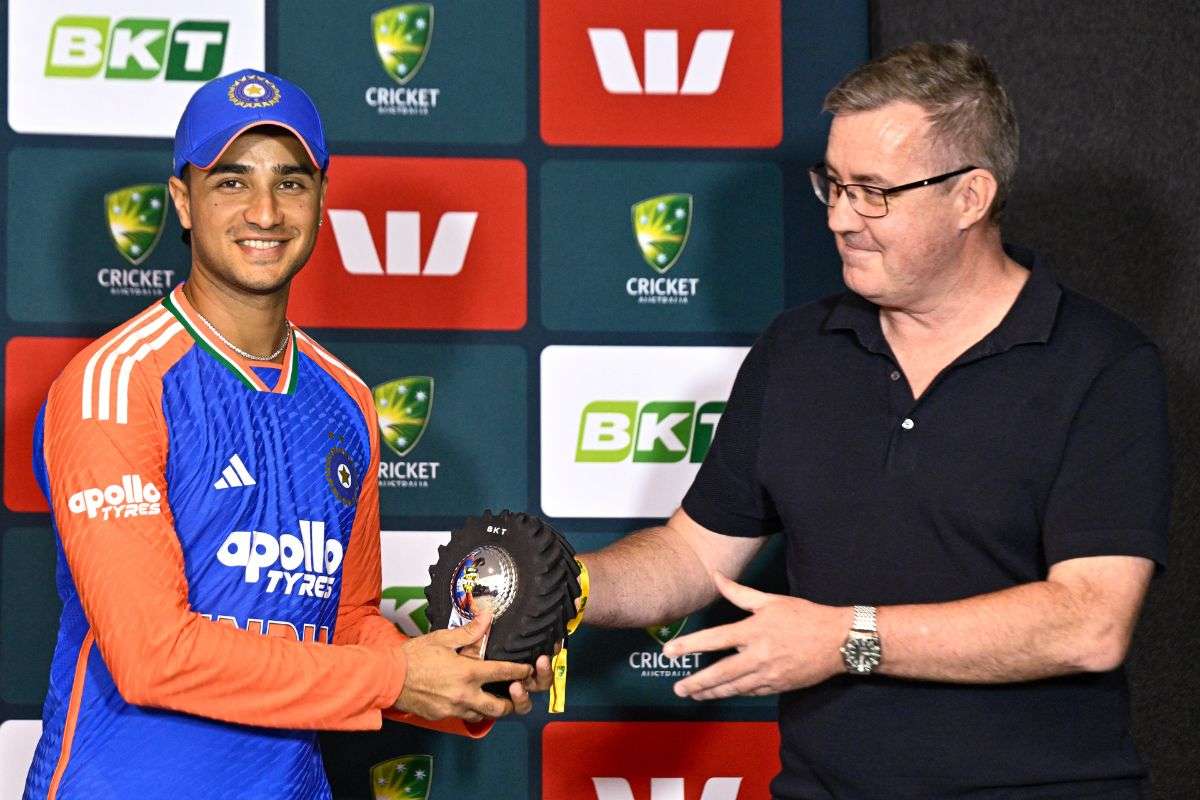 Abhishek Sharma being felicitated as Player of the Series