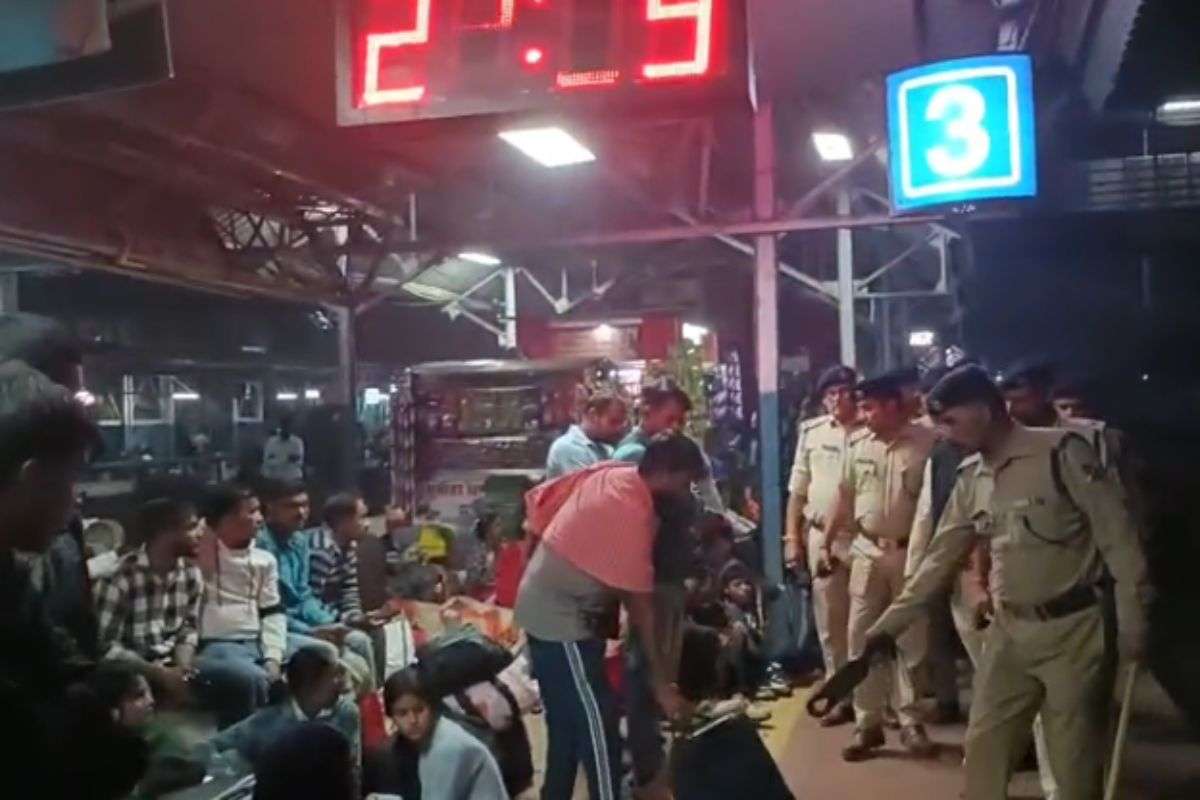 After Delhi blast joint operation was carried out at Siwan Junction