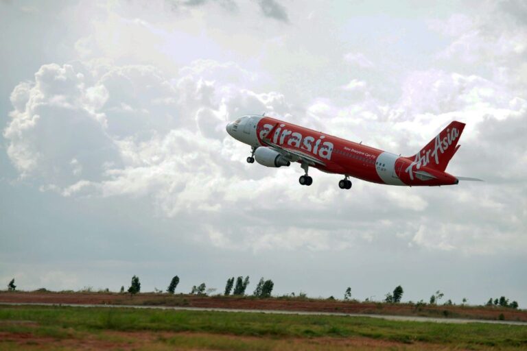 A320 Software Issue: A320 संकट! दुनियाभर में 500 से अधिक उड़ानें बाधित, आखिर विमान में क्या गड़बड़ी हुई?