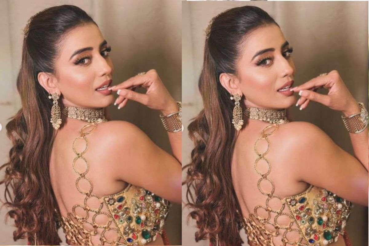 Akshara Singh New Dance Video