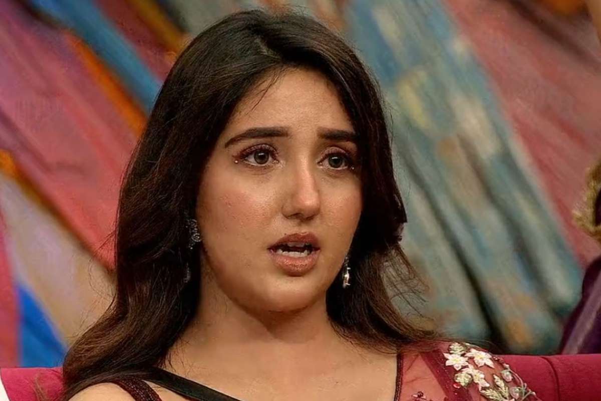 Bigg Boss 19 की कंटेस्टेंट अशनूर कौर