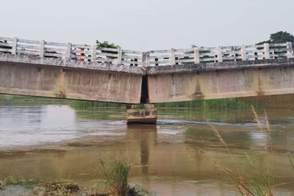 Bihar Bridge Collapse stopped movement of people executive engineer statement