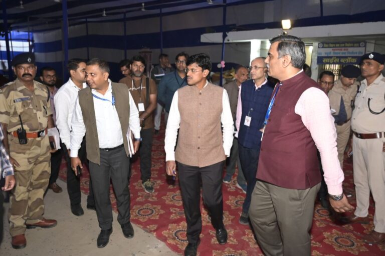 Bihar Election 2025 Result: जीत के बाद जुलूस निकालने पर रहेगी रोक, काउंटिंग के बीच गड़बड़ी करने पर होगी कार्रवाई, जानिये गाइडलाइन्स