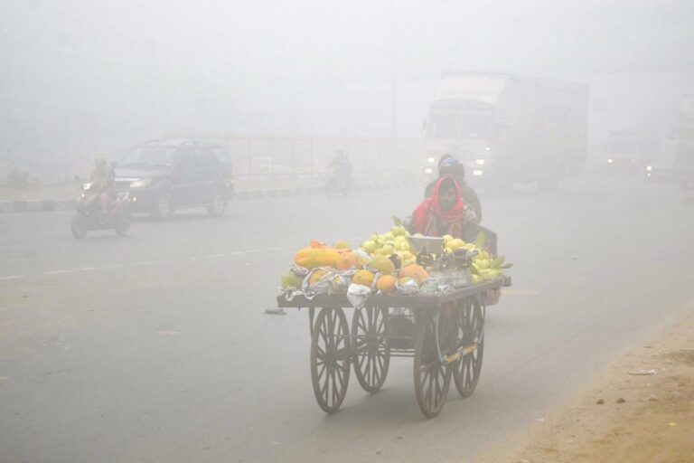 Bihar Ka Mausam: बिहार में 2 दिनों बाद गिरेगा पारा, ठंडी हवाएं कर सकती है परेशान, मौसम विभाग ने किया अलर्ट