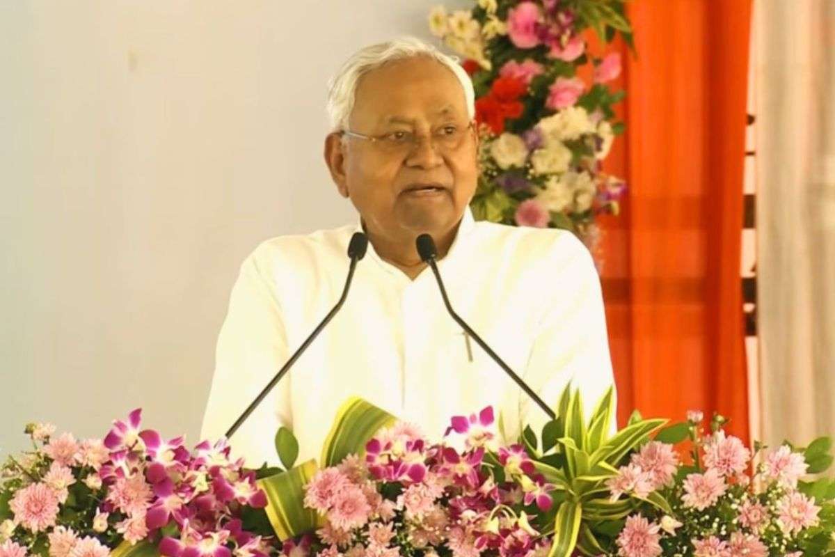 Bihar Election 2025 previous government was useless CM Nitish attack on Lalu-Rabri in Bhagalpur