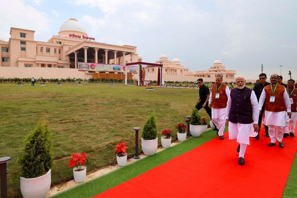 Chhattisgarh New Assembly Building: पीएम मोदी ने छत्तीसगढ़ के नये विधानसभा भवन का किया उद्घाटन, जानें क्या है खासियत 2 Chhattisgarh-New-Assembly-Building