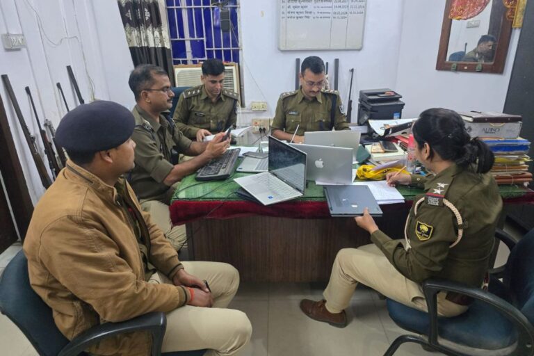 कई राज्यों में फैला साइबर फ्रॉड का नेटवर्क बक्सर में हुआ बेनकाब, पुलिस ने 19 अपराधी दबोचे