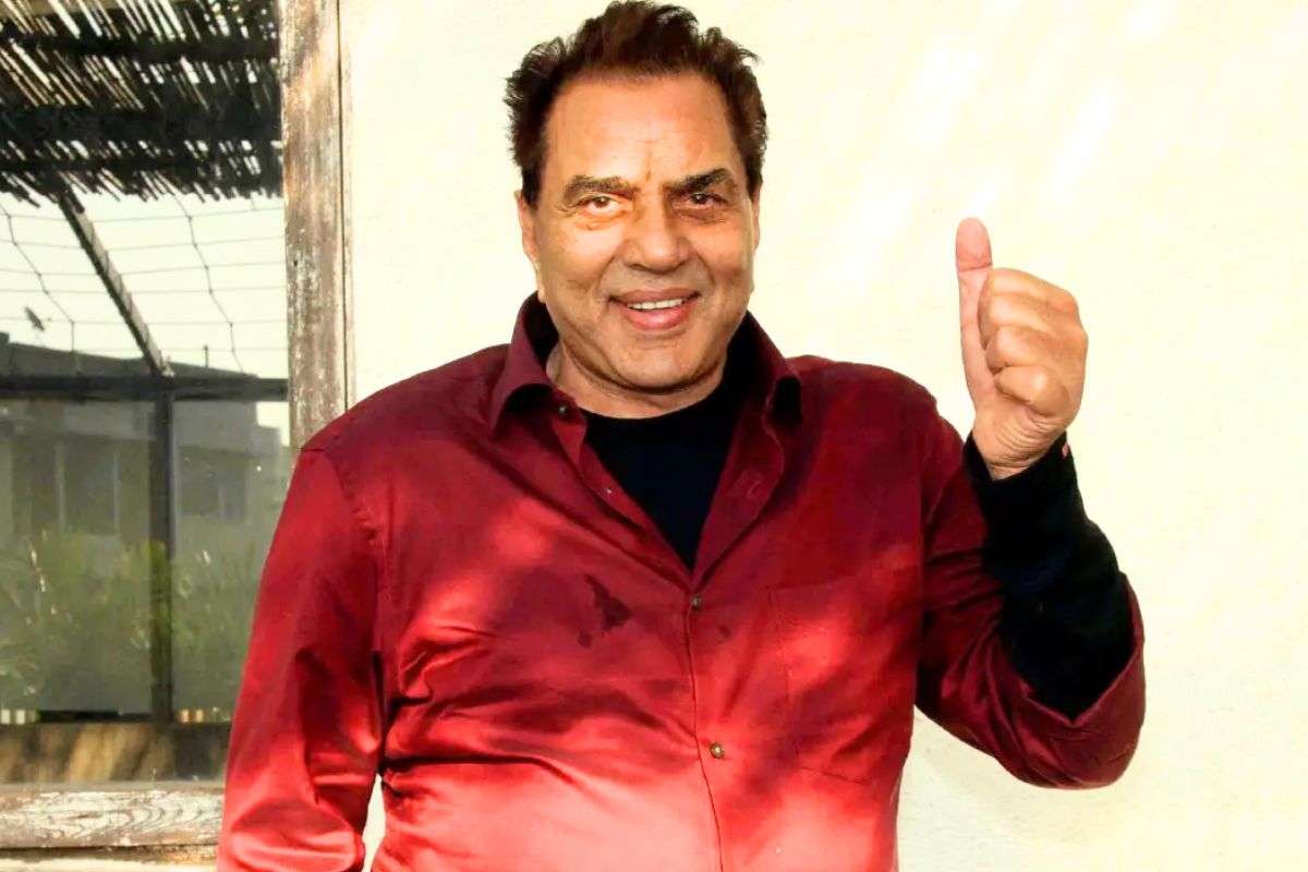 Dharmendra Discharged from hospital