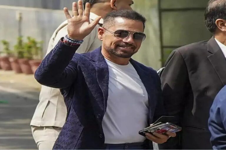 रॉबर्ट वाड्रा पर ED का शिकंजा, चार्जशीट किया दाखिल