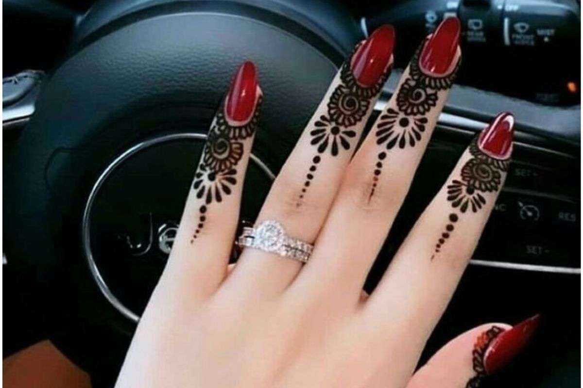 Finger Mehndi Design 4