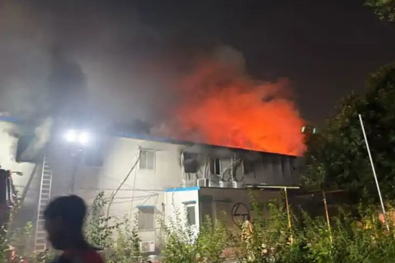Patna Metro: पटना मेट्रो प्रोजेक्ट ऑफिस में लगी आग, कई अहम दस्तावेज जलकर राख