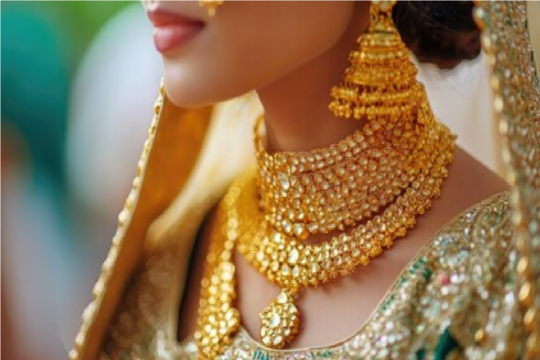 Gold Price Today: सोने की कीमत में भारी गिरावट, चांदी के दाम में जोरदार उछाल