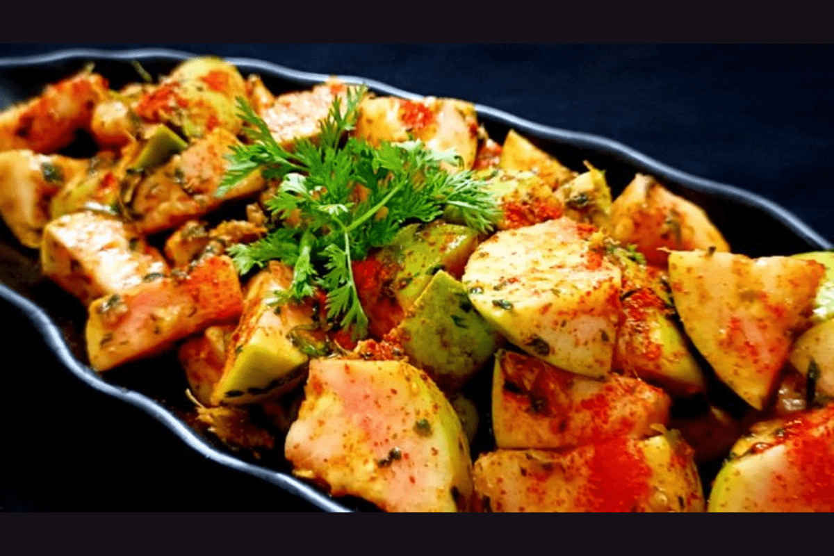 Guava Chaat Recipe: सर्दियों में बनाएं चटपटी अमरूद की चाट, स्वाद के साथ मिलेगी सेहत भी 2 Guava Chaat Recipe, Amrood Chaat Recipe, Healthy Guava Chaat