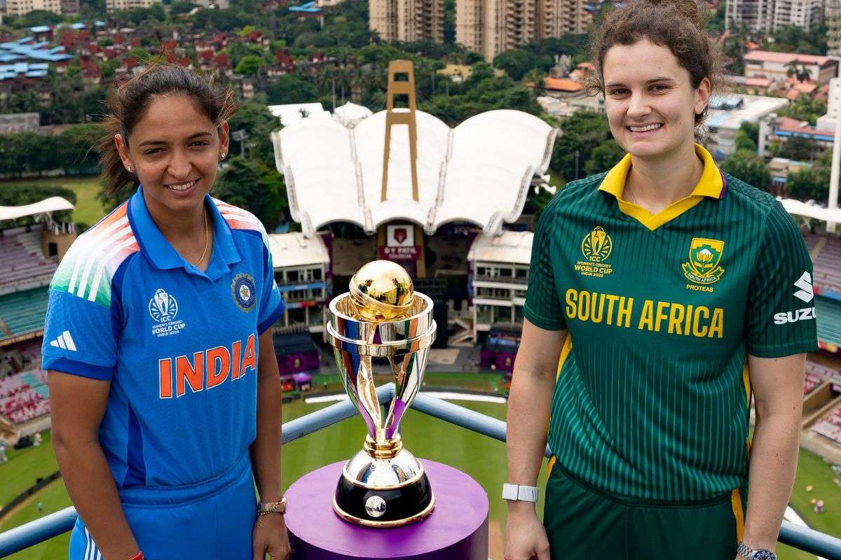 Indian captain Harmanpreet Kaur and South African captain Laura Wolvaardt