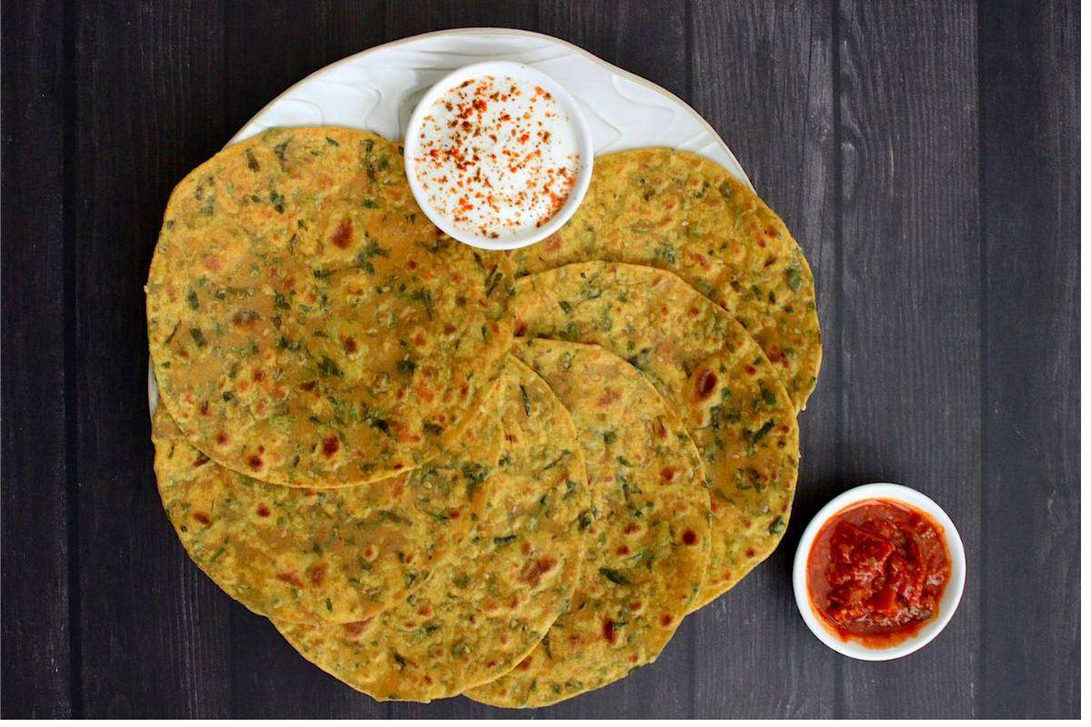 Spring Onion Paratha Recipe: बस 15 मिनट में बनाएं नरम-खुशबूदार स्प्रिंग अनियन पराठा - खाने वाले उंगलियां चाटते रह जाएंगे 3 How To Make Spring Onion Paratha
