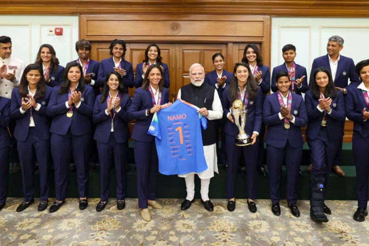 Indian Women Cricket Team 6