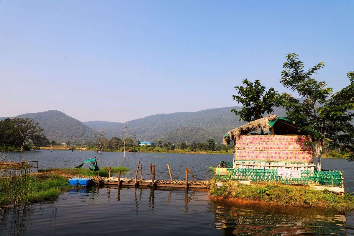 Video: कश्मीर के डल लेक से कम नहीं झारखंड का सतनाला झील, न्यू ईयर 2026 का यहां करें स्वागत 5 Jharkhand Tourism Satnala Jheel Like Dal Lake Seraikela Kharsawan Today