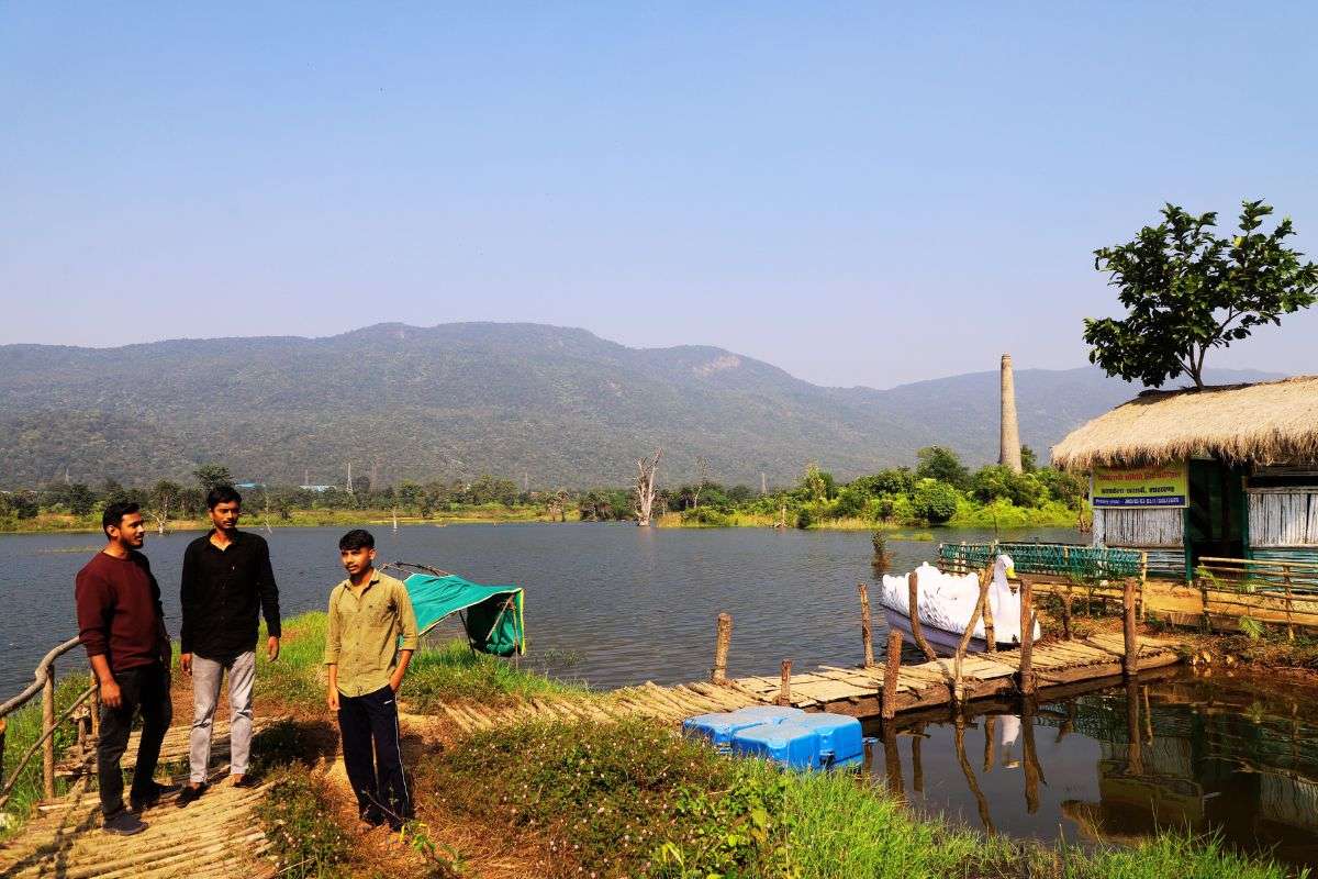 Video: कश्मीर के डल लेक से कम नहीं झारखंड का सतनाला झील, न्यू ईयर 2026 का यहां करें स्वागत 3 Jharkhand Tourism Satnala Jheel Like Dal Lake Seraikela Kharsawan