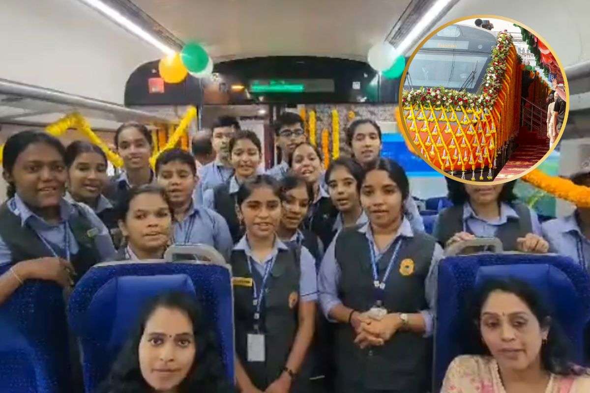 Kerala students sing RSS Song