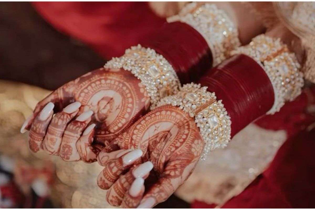 Latest Dulhan Chura Designs 2025 4