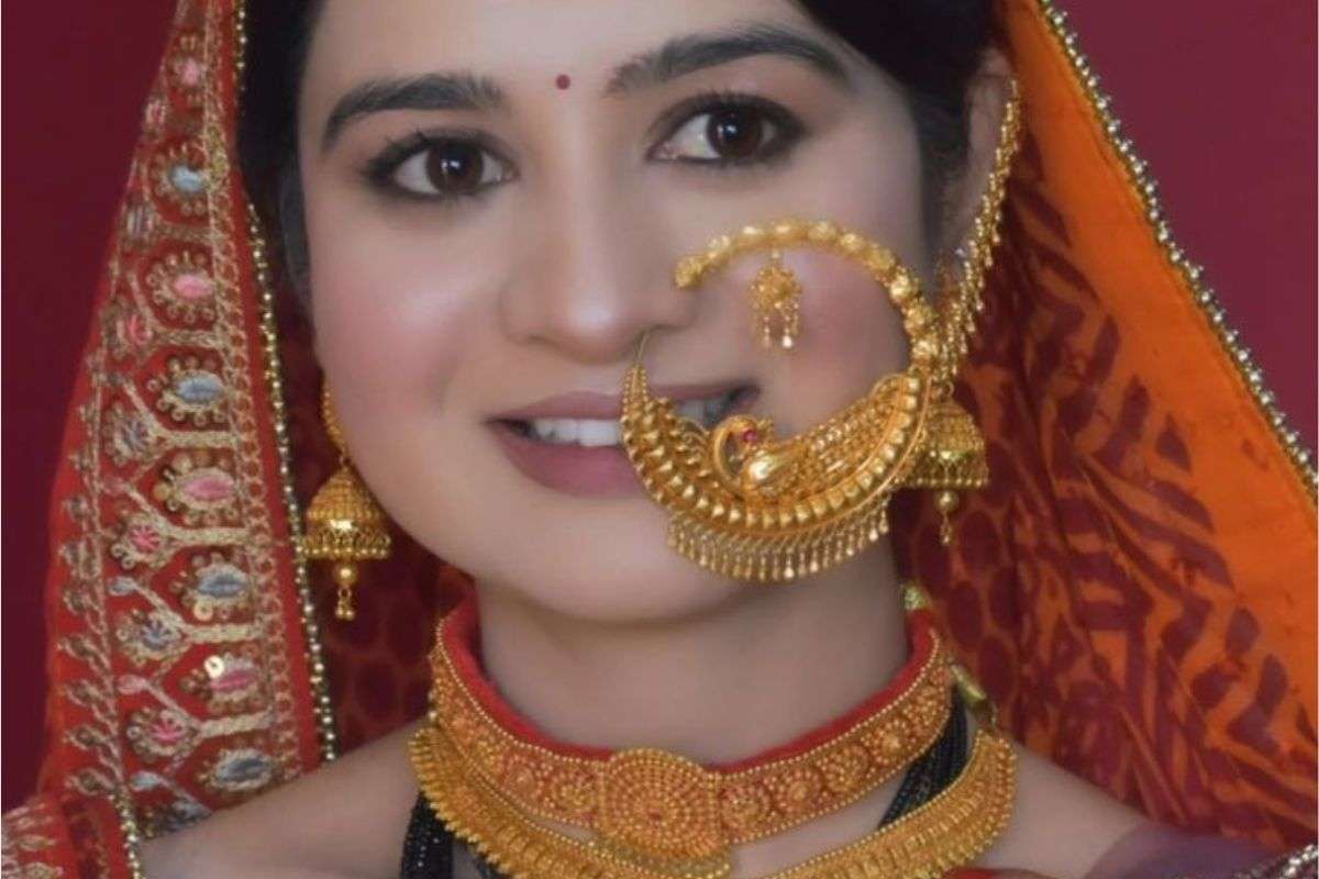 Latest Gold Pahadi Nath Design 1