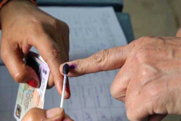 Bihar Election 2025: पहले चरण में बिहार के कई दिग्गजों ने डाला वोट, जनता से की ये खास अपील