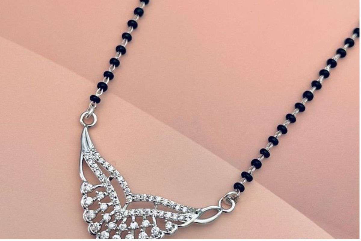 Modern Minimalist Silver Mangalsutra Design 5