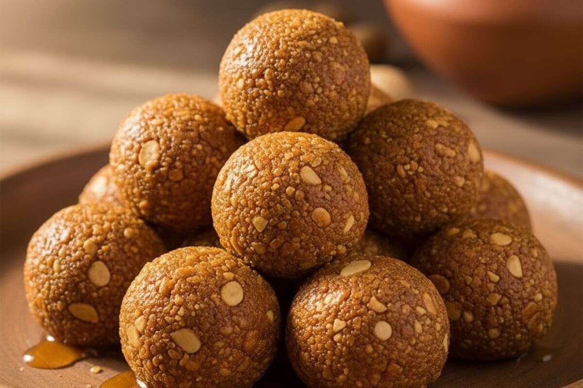 Moongfali Gud Ka Laddu Recipe