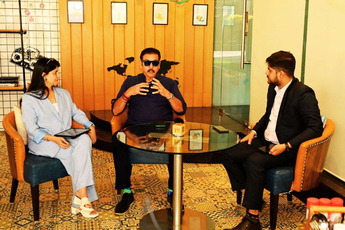 Watch Video: रवि शास्त्री ने गौतम गंभीर पर बोला सीधा हमला, टेस्ट में टीम इंडिया की हार पर ऐसे निकाला गुस्सा 3 Ravi Shashtri Exclusive With Prabhat Khabar News