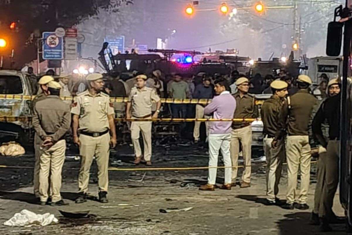Red Fort Car Blast Alert issued