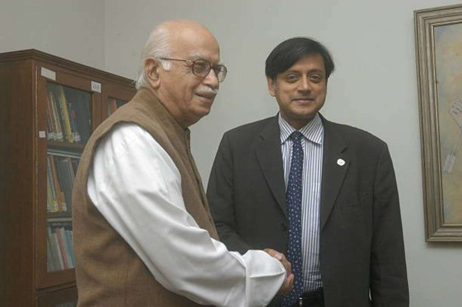 Shashi Tharoor On Advani