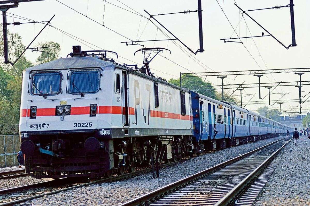 Special train will run on Kartik Purnima fair in Bihar