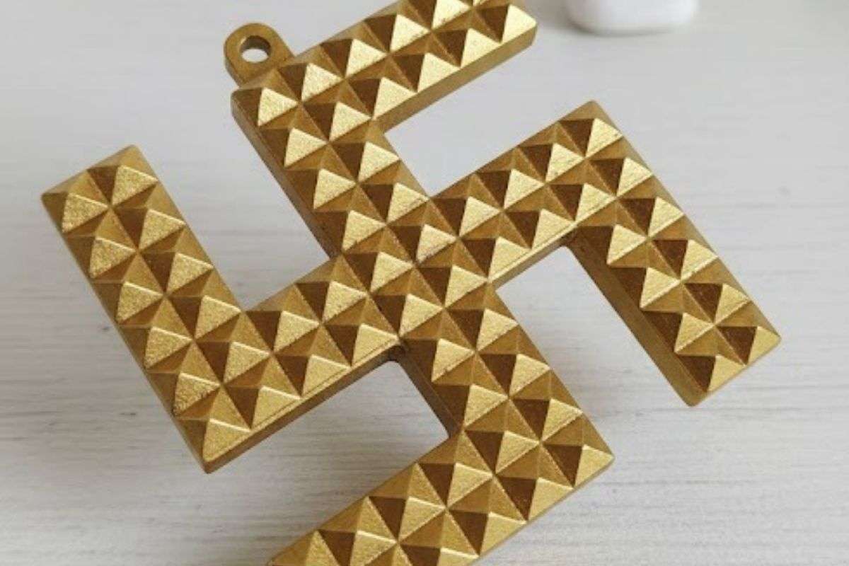 Swastik Pyramid Yantra