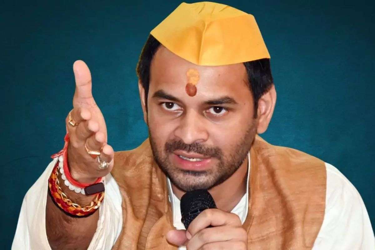 Bihar Chunav 2025 tej pratap yadav attack on tejashwi yadav and rjd