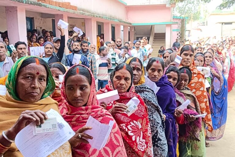 Bihar Election 2025 Phase 2 Voting: क्या बिहार रचेगा नया इतिहास? शुरुआती घंटों में फर्स्ट फेज से ज्यादा वोटिंग